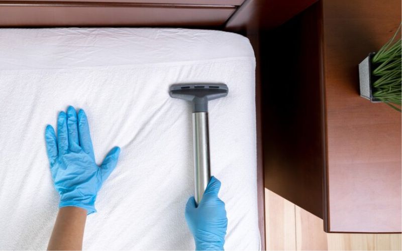 Baza Temizliğinde Buhar Teknolojisi: Toz ve Bakterilere Karşı Etkili Koruma